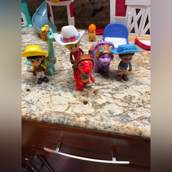 Dino Ranch Action Figures Sets 3 complete sets here and 6 Different Dino Mites! - Picture 4 of 11